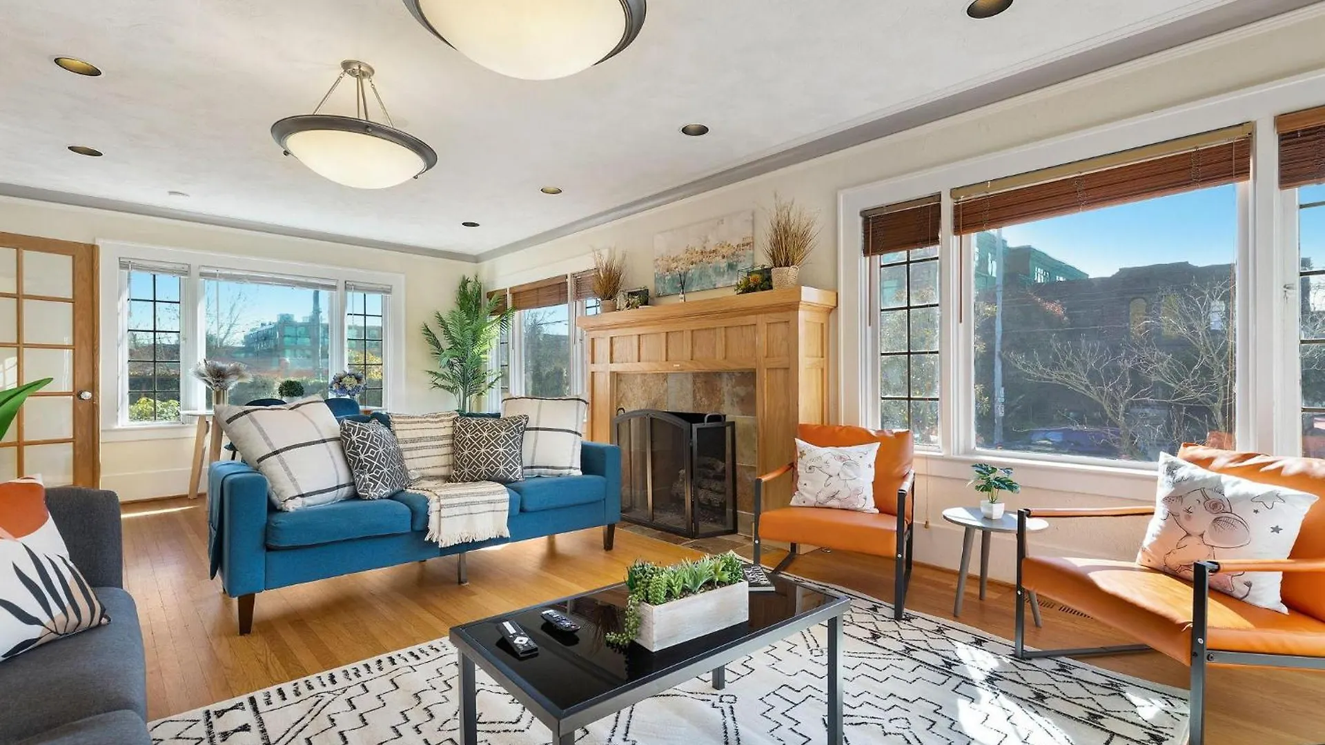 Vintage Seattle Gem By Betterstay